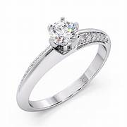 women’s diamond ring